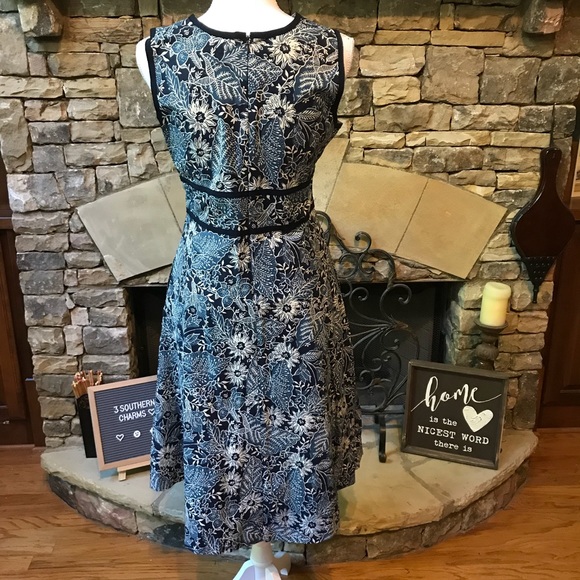 NWOT Petite Eddie Bauer Floral Sleeveless Dress 8 - Picture 6 of 8